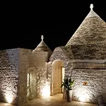 بيت للعطل Quattroperle Trulli - Relax - Puglia كاستيلانا غروتي